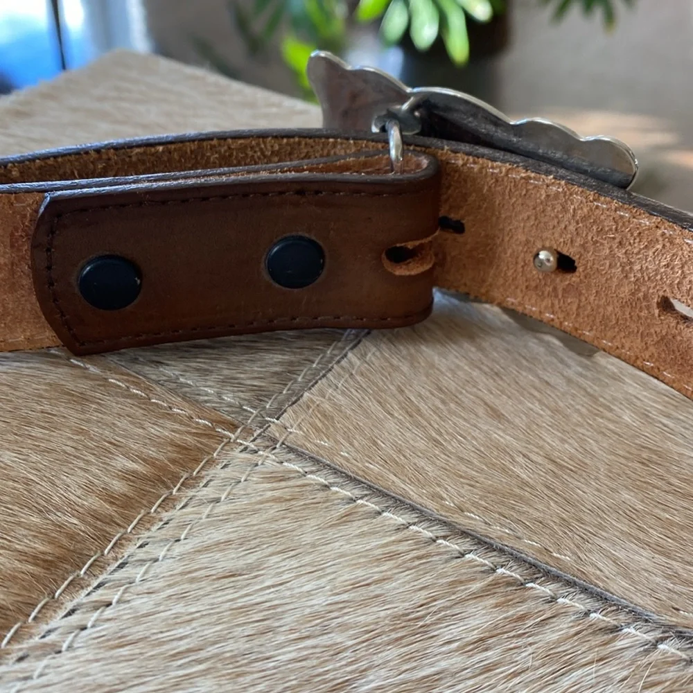 Nocona Boys Western Horse Buckle Embossed Leather Belt. Made in Texas. Size 26